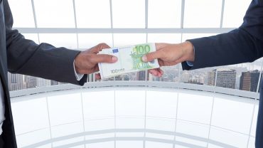 در سفر به دبی چه پولی ببریم؟