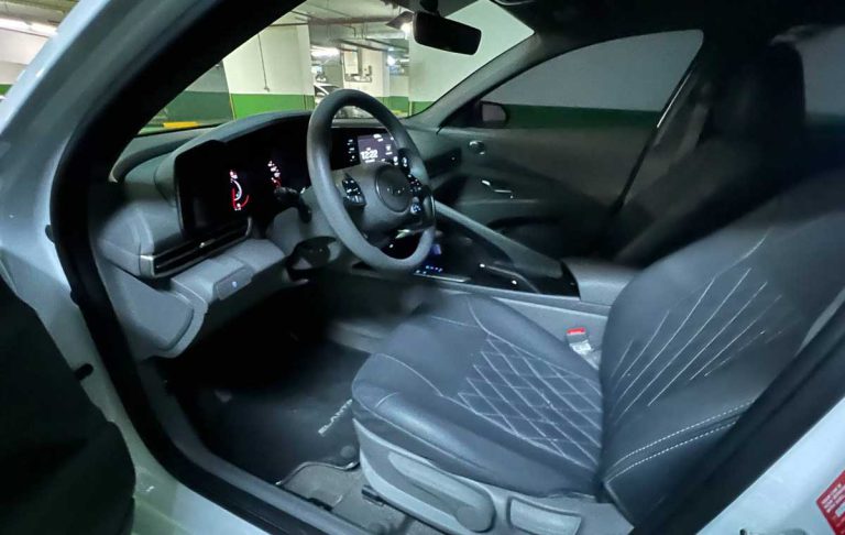 Hyundai Elantra 2022