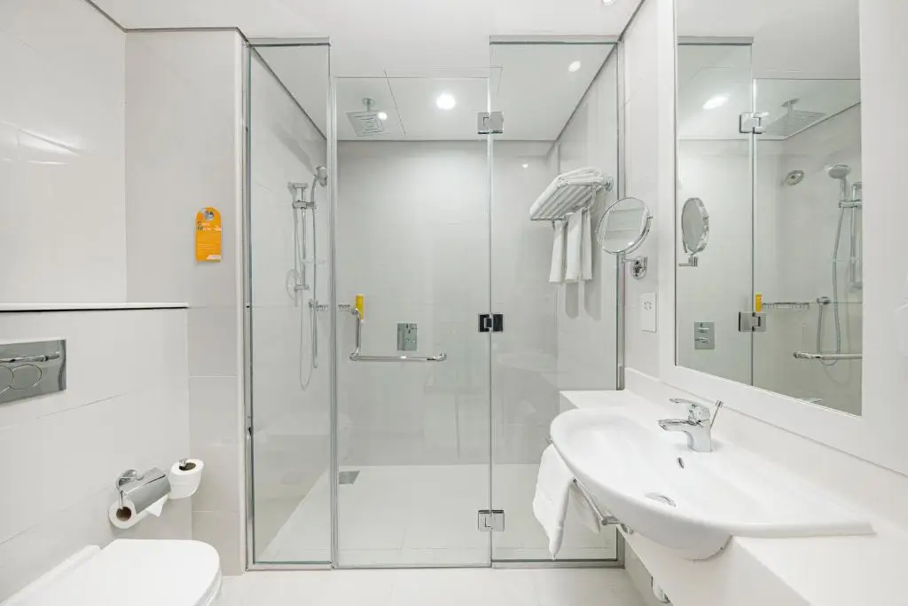 Double Room – includes 20% off Food & Beverage (excluding in-room dinning)